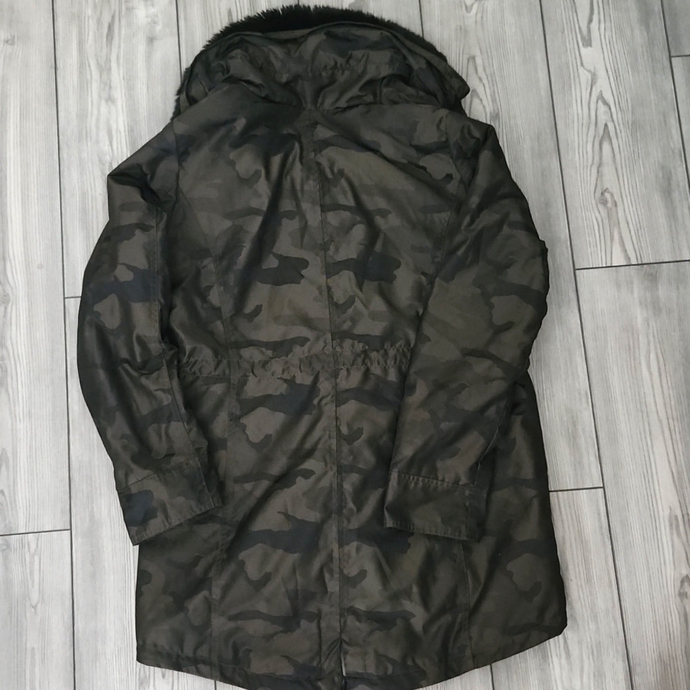 Michael Kors Faux-fur Hooded Coat - Picture 3 of 10